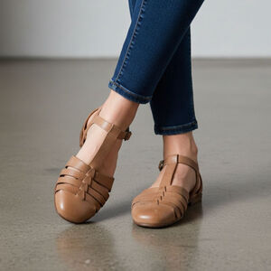 Lucky Brand 8 Cognac Alyema Sandals Flats